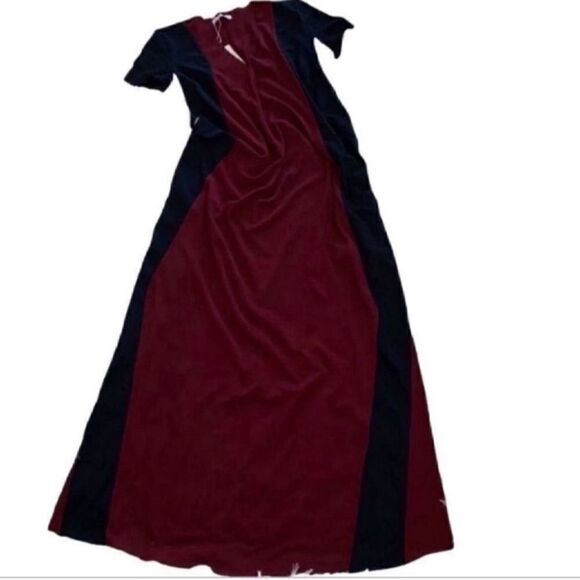Zara Color Block Burgundy & Black Maxi
Dress(Size Small) - Picture 5 of 7